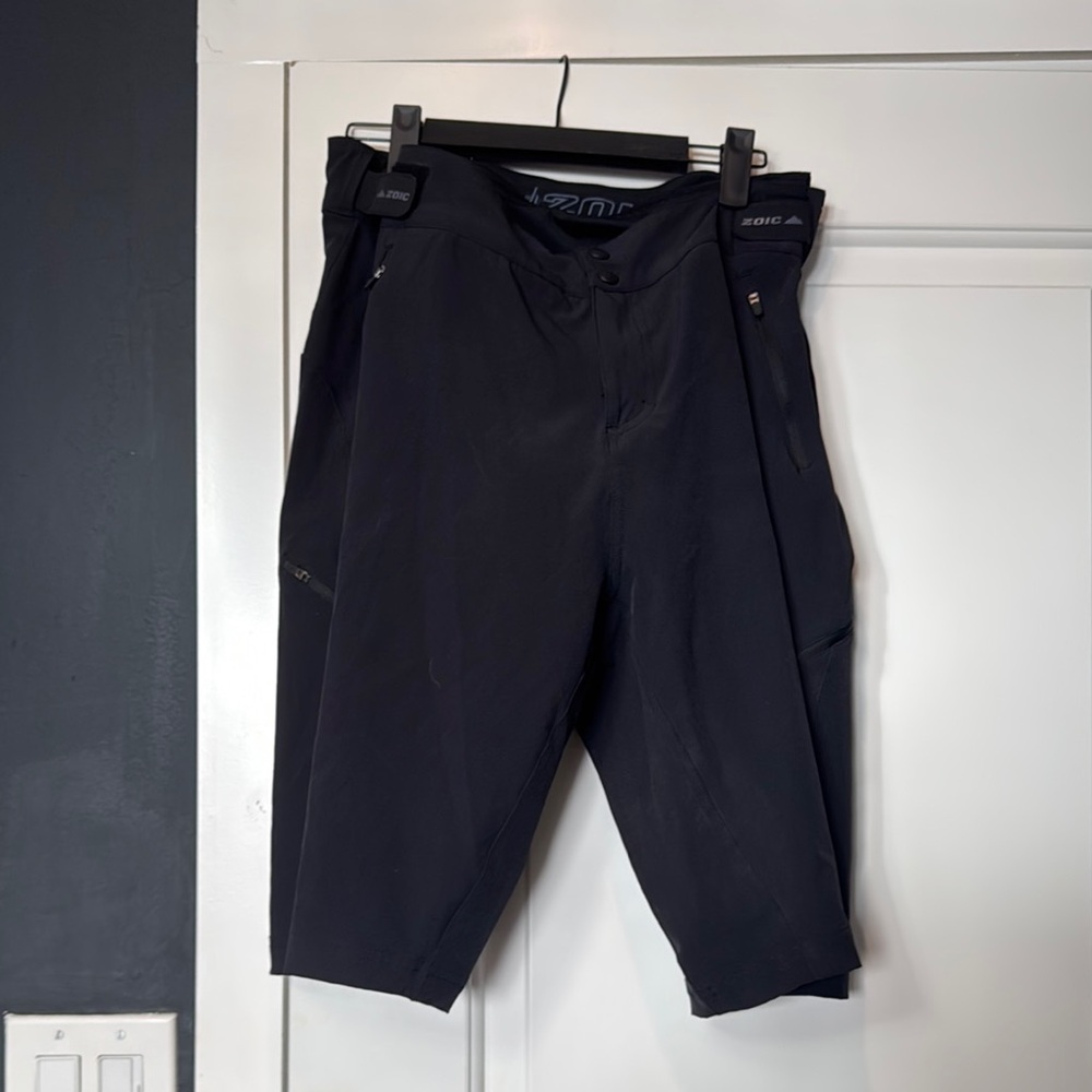 Zoic Navaeh Women’s Black Mountain Bike Cycling Shorts